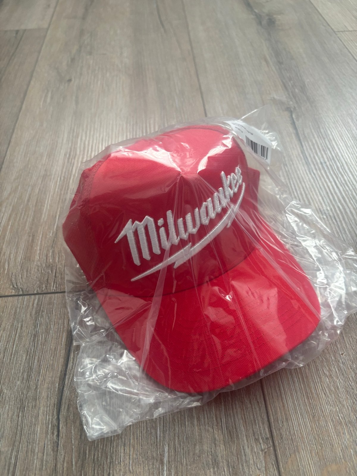 Nieuwe Milwaukee Pet - Rode Trucker Cap, Kleding | Heren, Hoeden en Petten, Ophalen of Verzenden, Nieuw, One size fits all, Pet