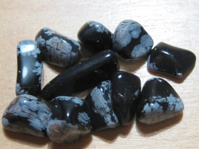 e. 25Kt edelstenen SNEEUWVLOK OBSIDIAAN (6), Verzenden, Nieuw
