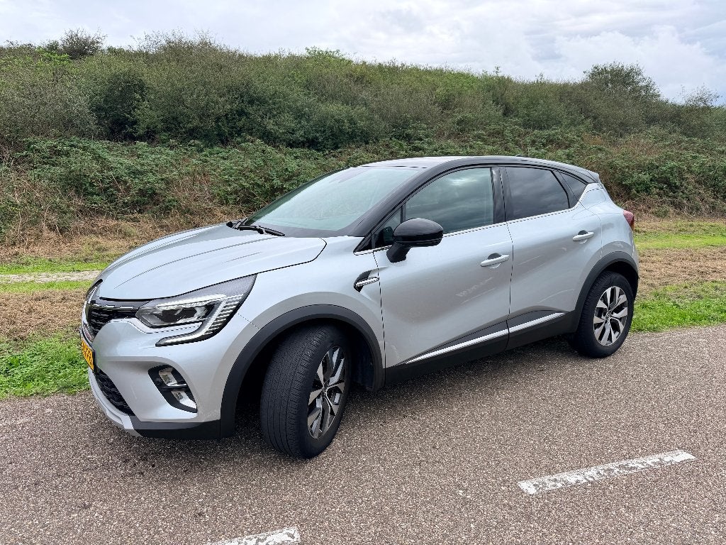 Renault Captur TCe 130pk GPF EDC 2020 Grijs Slechts 37000km!, Dealer onderhouden, 4 cilinders, Leder en Stof, Zilver of Grijs