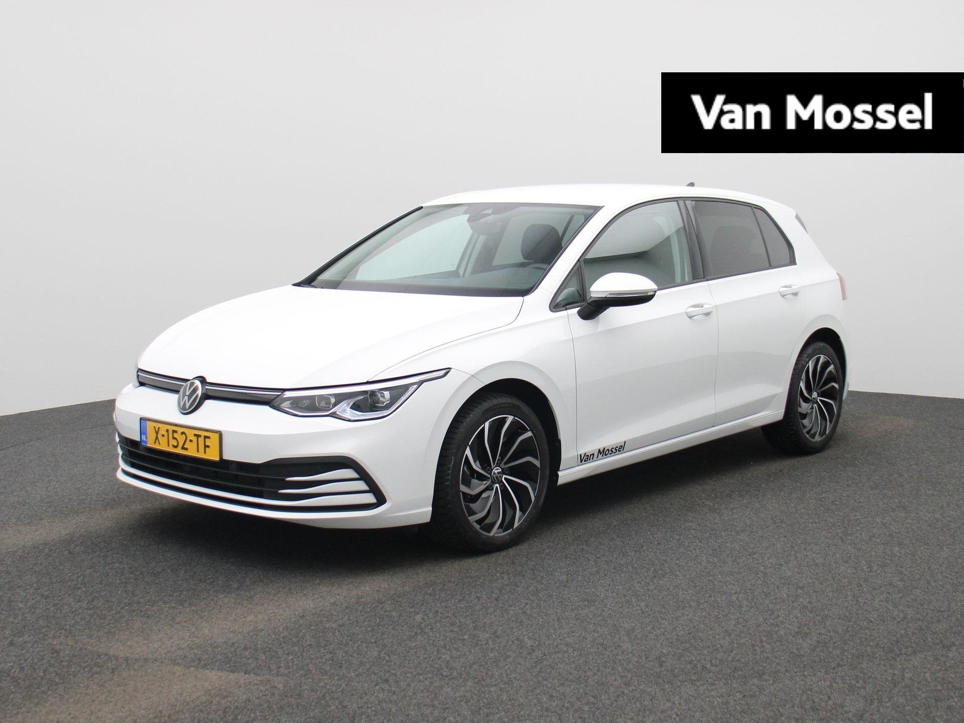 Volkswagen Golf 1.0 eTSI Life Business led matrix (iq.light)