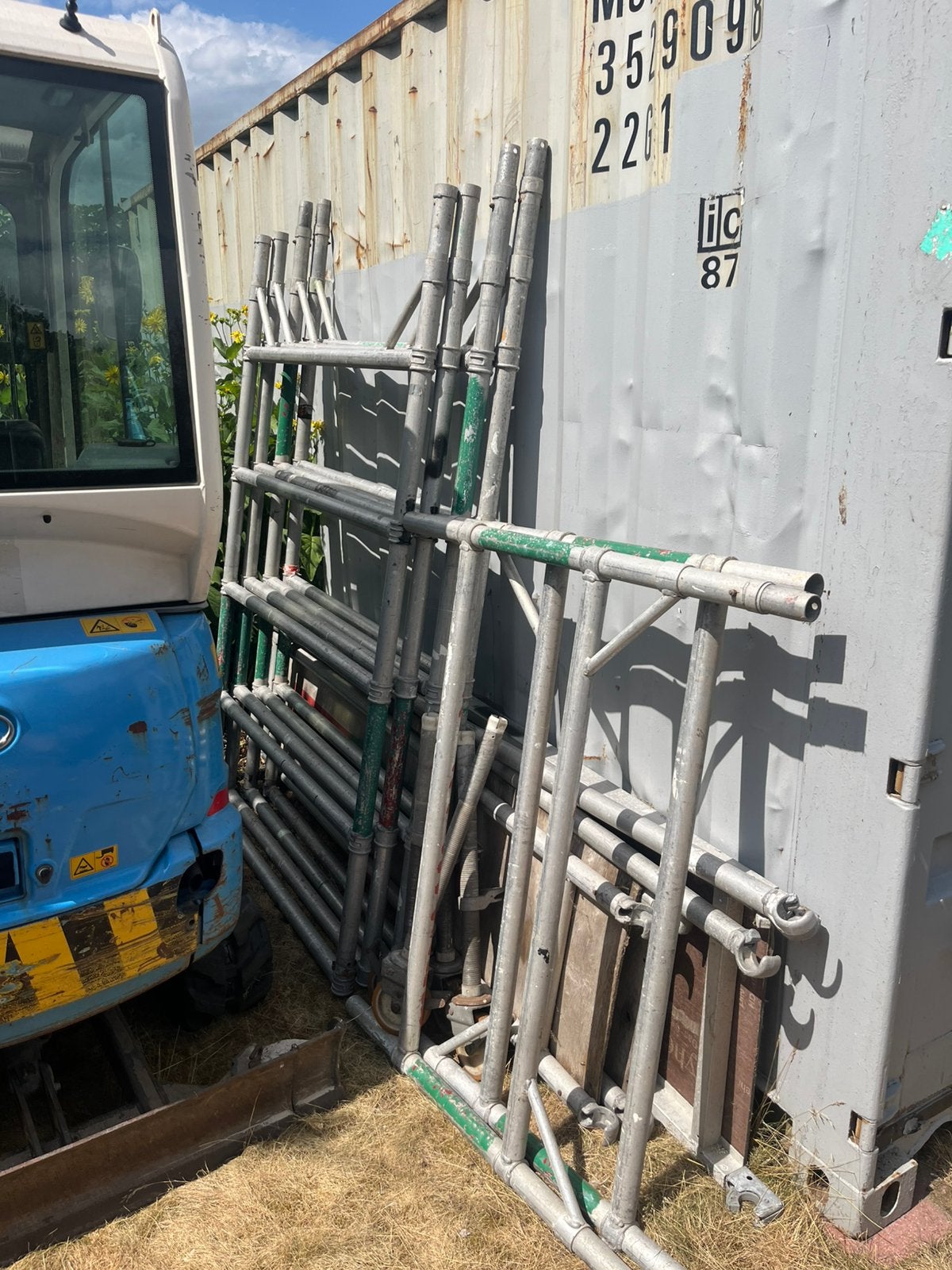 GEZOCHT steiger aluminium rolsteiger Layher Altrex Skyworks, Ophalen, Gebruikt, Rolsteiger of Kamersteiger, 5 meter of hoger