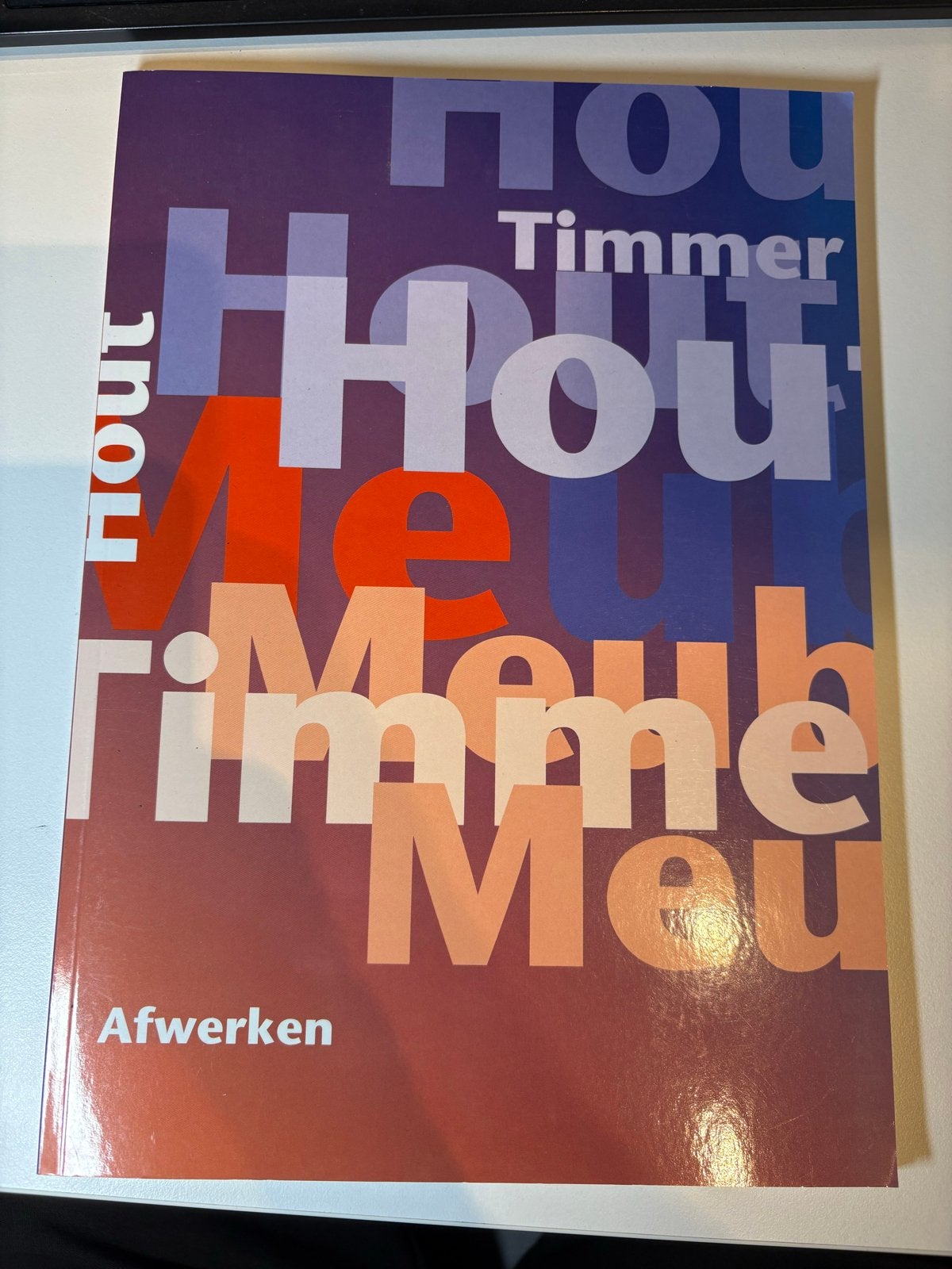 Hout Timmer Meubel Afwerken - Edu Actief, Ophalen of Verzenden, Zo goed als nieuw, MBO