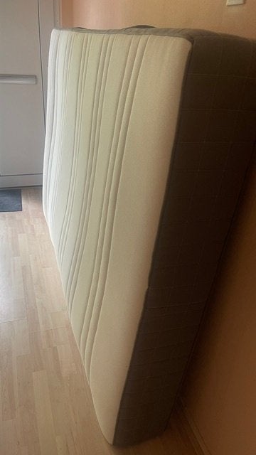 matras, Huis en Inrichting, Slaapkamer | Matrassen en Bedbodems, Ophalen, 140 cm, Zo goed als nieuw, Twijfelaar