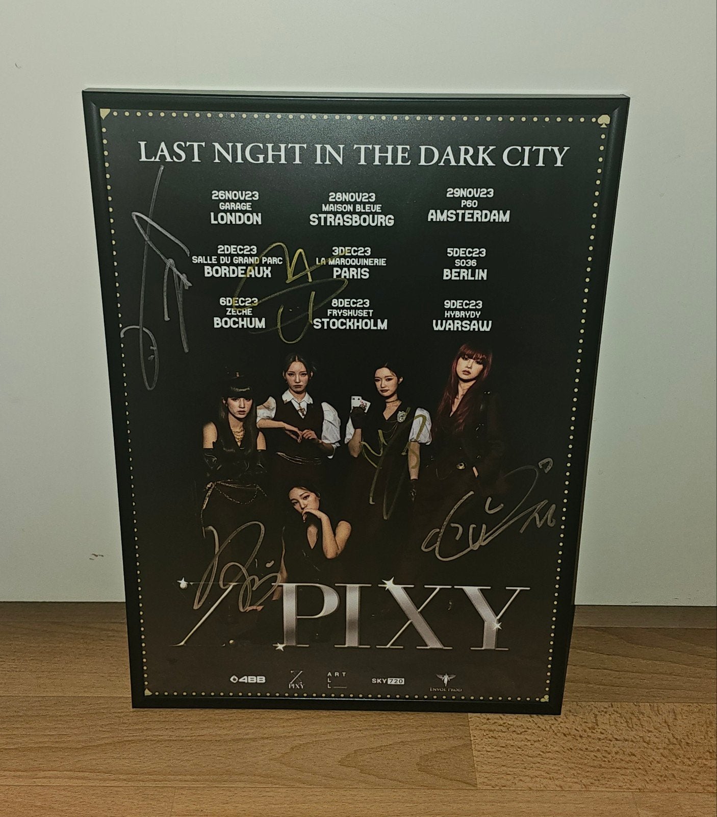 Gesigneerde PIXY 'Last Night in the Dark City' Tour Poster, Ophalen of Verzenden