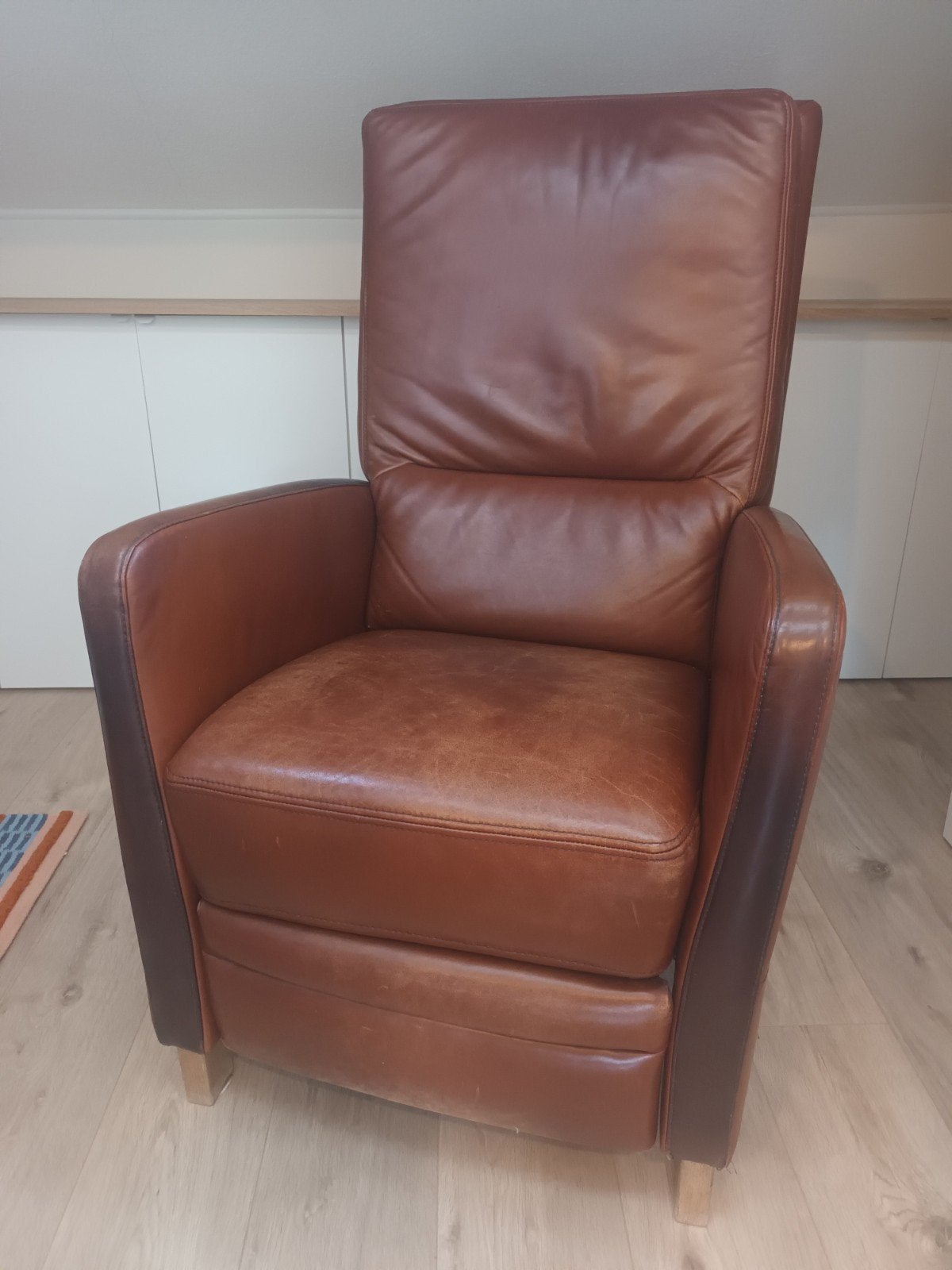 Elektrische Relaxfauteuil van echt leer, Ophalen, Gebruikt, 75 tot 100 cm, Leer