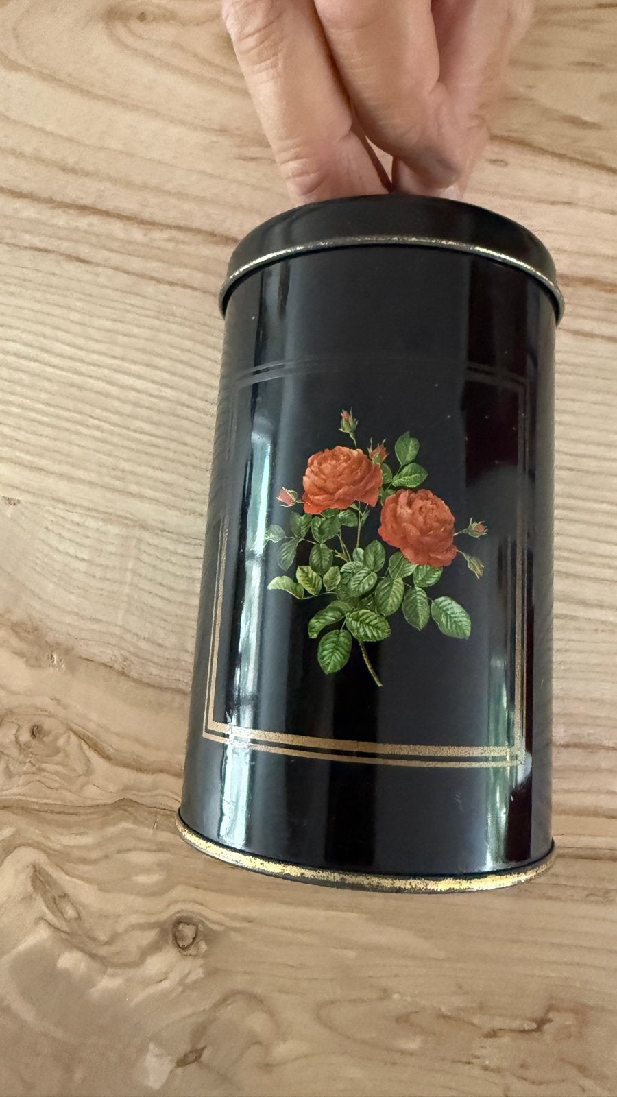 Vintage Zwart Blik met Rozen - Klein Busje, Ophalen of Verzenden