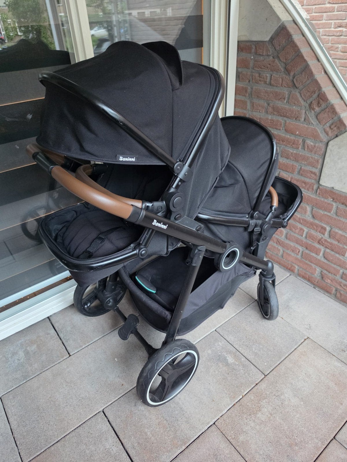 Baninni Luiz tweeling kinderwagen. Kleur zwart, Kinderen en Baby's, Tweelingen en Meerlingen, Ophalen, Gebruikt, Kinderwagen of Buggy