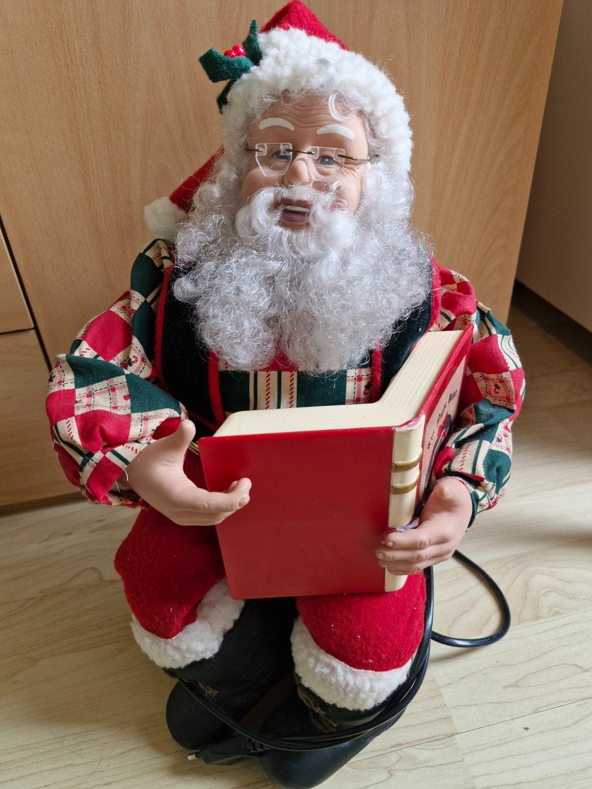 pratende kerstman, Ophalen