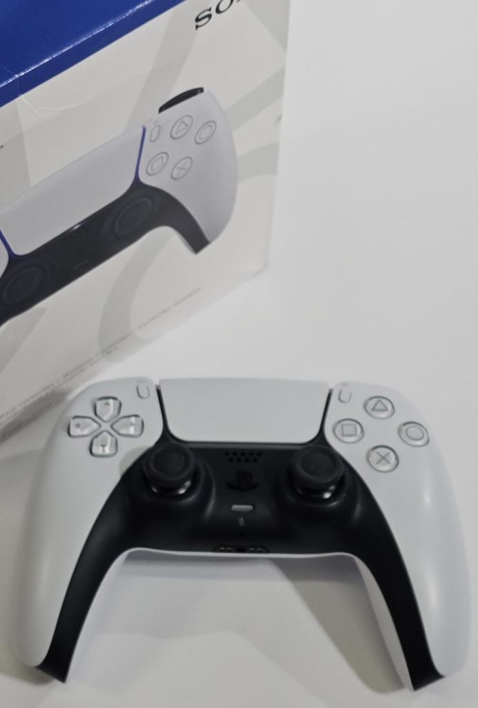 Sony PS5 DualSense Draadloze Controller - Wit | Retourdeal, PlayStation 5, Nieuw, Ophalen of Verzenden, Sony