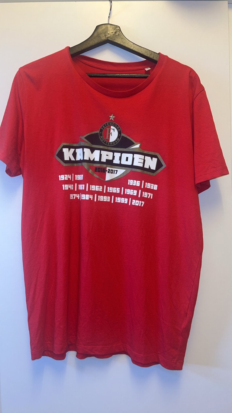 Feyenoord Kampioen 2016-2017 T-shirt Maat L, Ophalen of Verzenden, Gedragen, Maat 52/54 (L), Rood