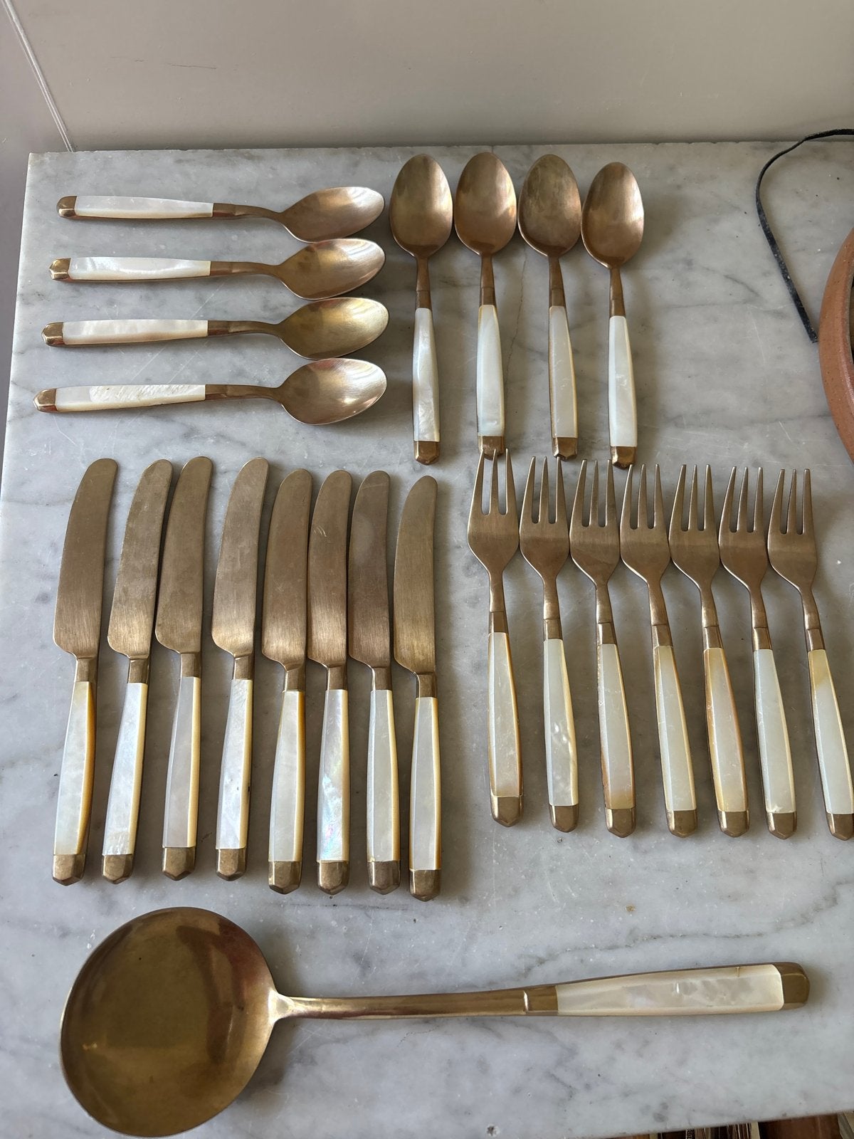 Vintage bestekset met parelmoer handvatten, Antiek en Kunst, Ophalen
