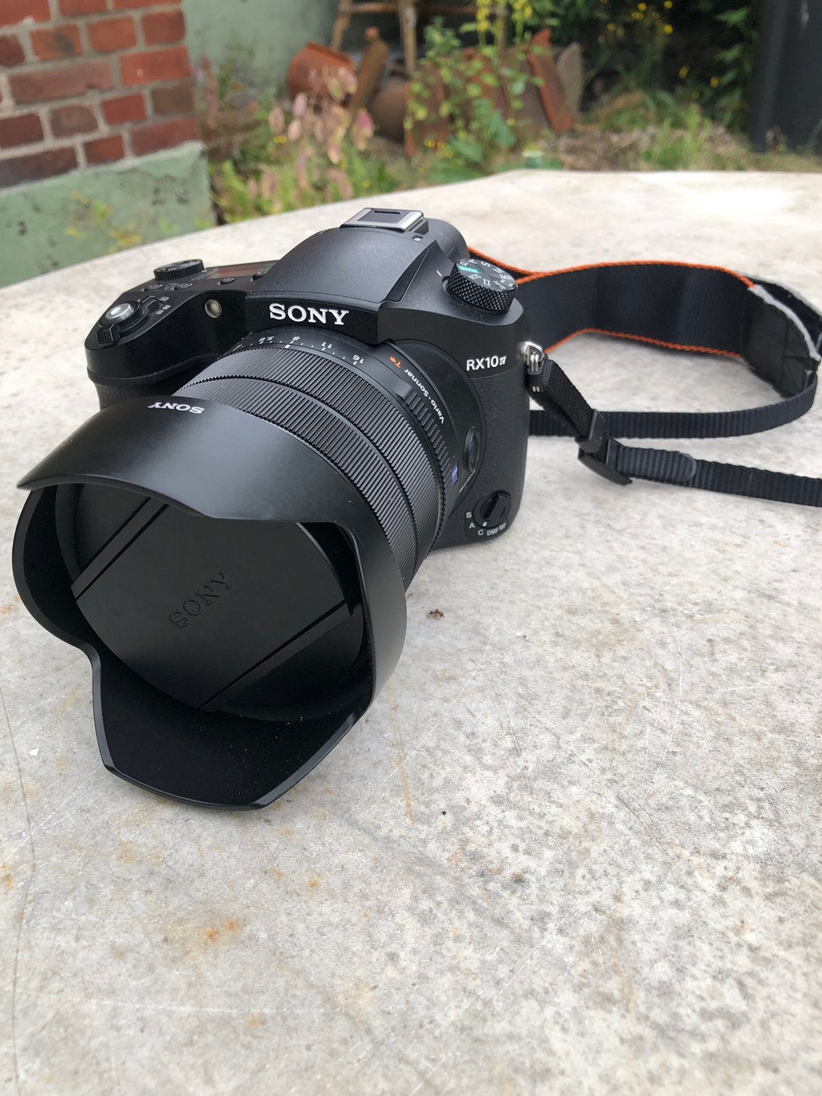 Sony RX10iv, Ophalen, Zo goed als nieuw, Sony, Geen optische zoom