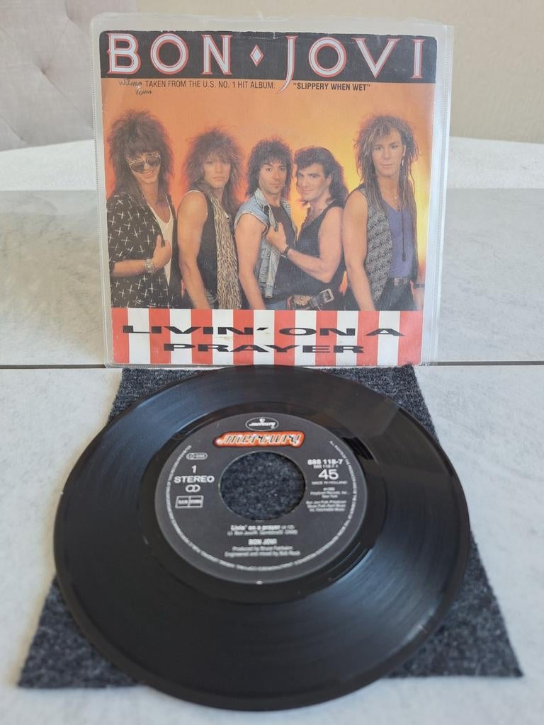 Single van  BON JOVI  // LIVIN' ON A PRAYER ...uit 1986, Ophalen of Verzenden, Zo goed als nieuw, Overige formaten, Poprock