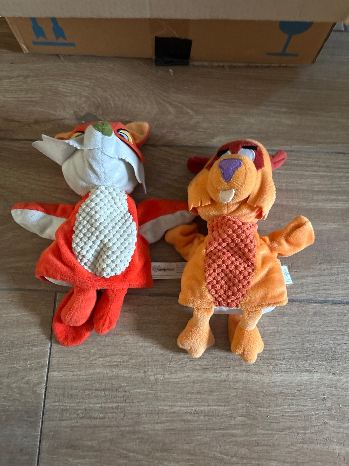 Set van 2 knuffels: Vos en Bever fabeltjeskrant, Oranje, Gebruikt, Ophalen of Verzenden, Middelgroot (20 tot 80 cm)
