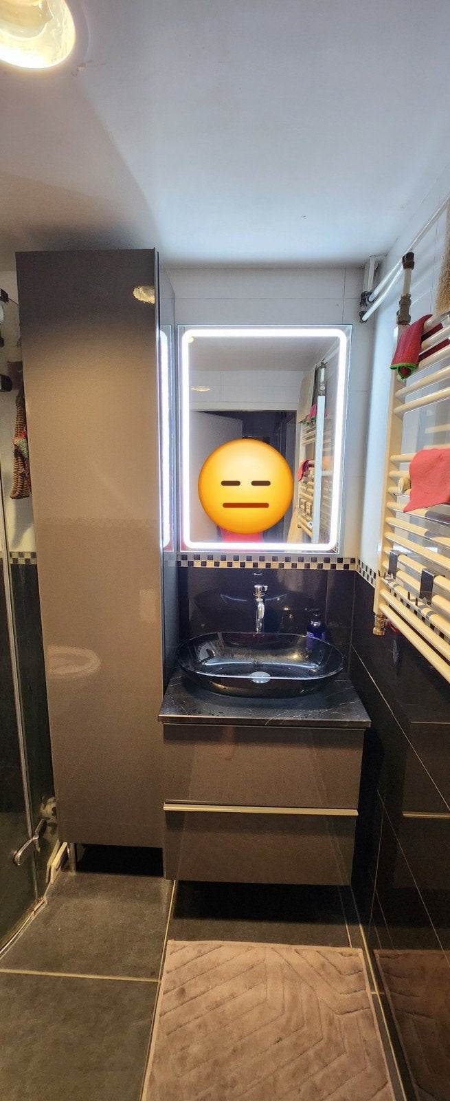 kompleet met spiegel en kraan badmeubels driehalfjaar oud, Huis en Inrichting, Ophalen, Minder dan 50 cm, Overige typen, Zo goed als nieuw