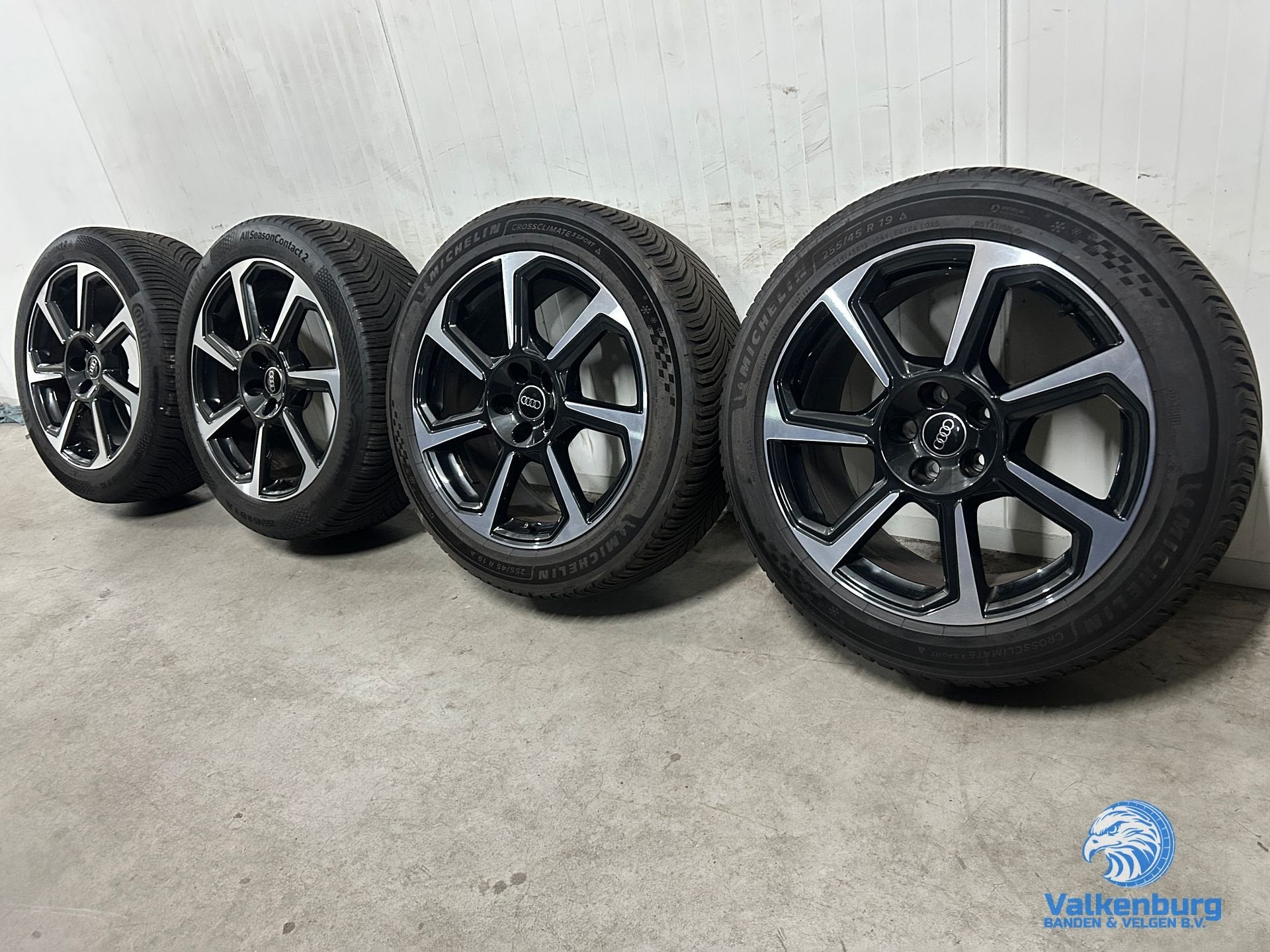 5-6mm! Originele Audi Q3 SQ3 F3 83A Audi Sport 19 inch zwart, Auto-onderdelen, 19 inch, Gebruikt, 255 mm, -