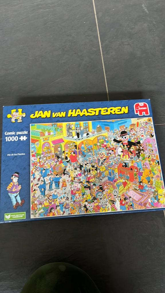 Jan van haasteren DIA DE LOS MUERTOS, Ophalen of Verzenden, 500 t/m 1500 stukjes, Zo goed als nieuw, Legpuzzel