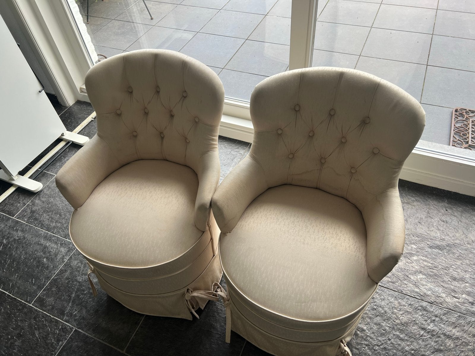 Set van 2 Crèmekleurige Fauteuils met Knopen, Ophalen, Gebruikt, Twee, Overige kleuren