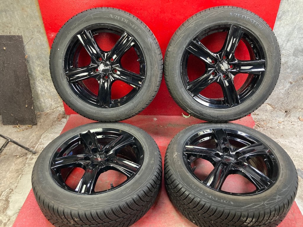 Winterbanden Hyundai Kona 215/55R17 Vredestein, ., Banden en Velgen, 17 inch, .