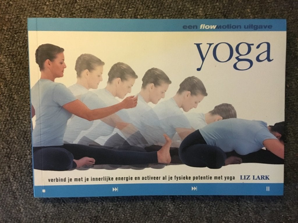 Yoga (Flowmotion) ; door Liz Clark, Achtergrond en Informatie, Ophalen of Verzenden, Zo goed als nieuw, Overige onderwerpen