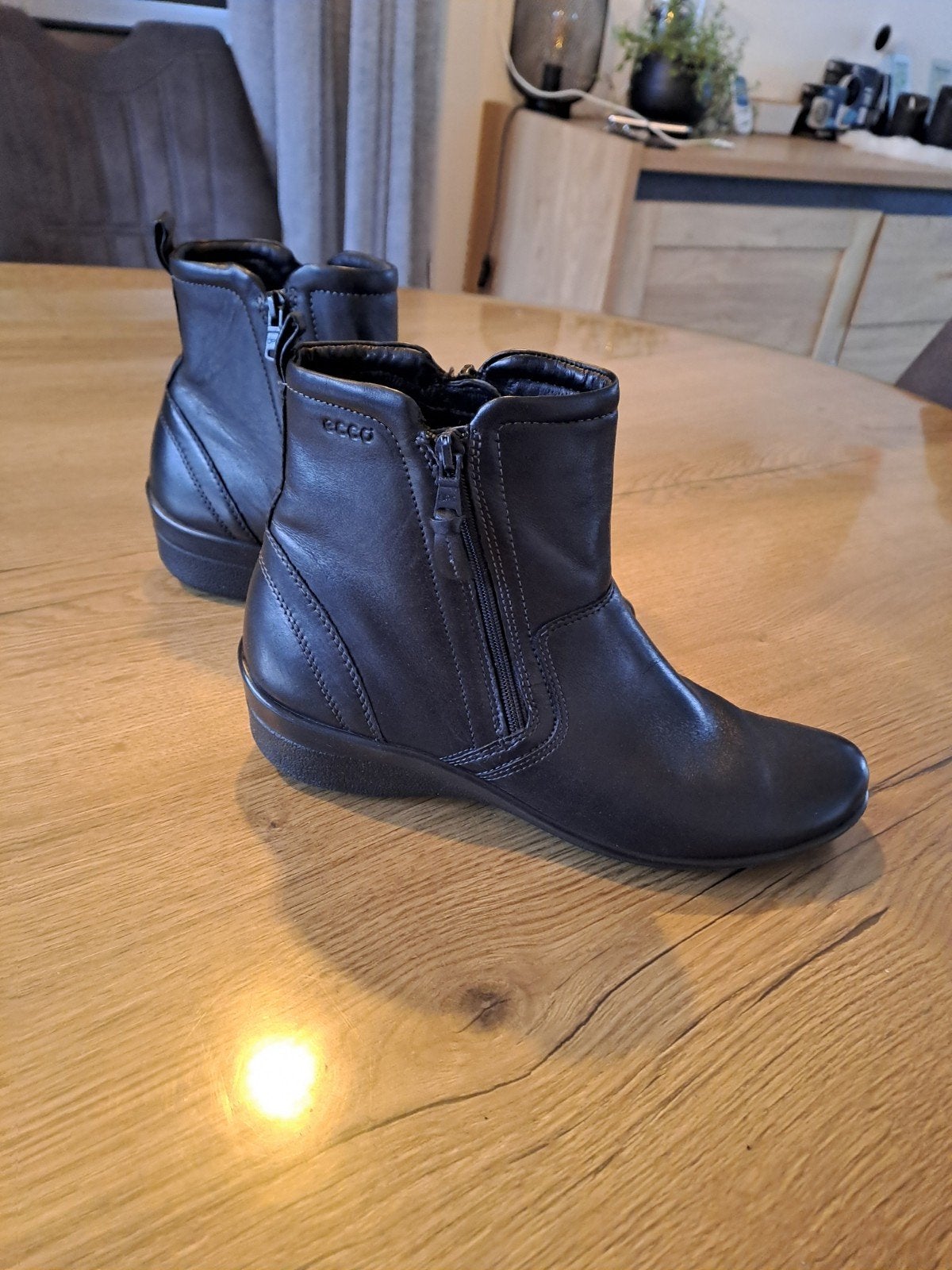 Nieuwe Ecco enkellaarsjes maat 40, Ecco, Zwart, Lage of Enkellaarzen, Nieuw