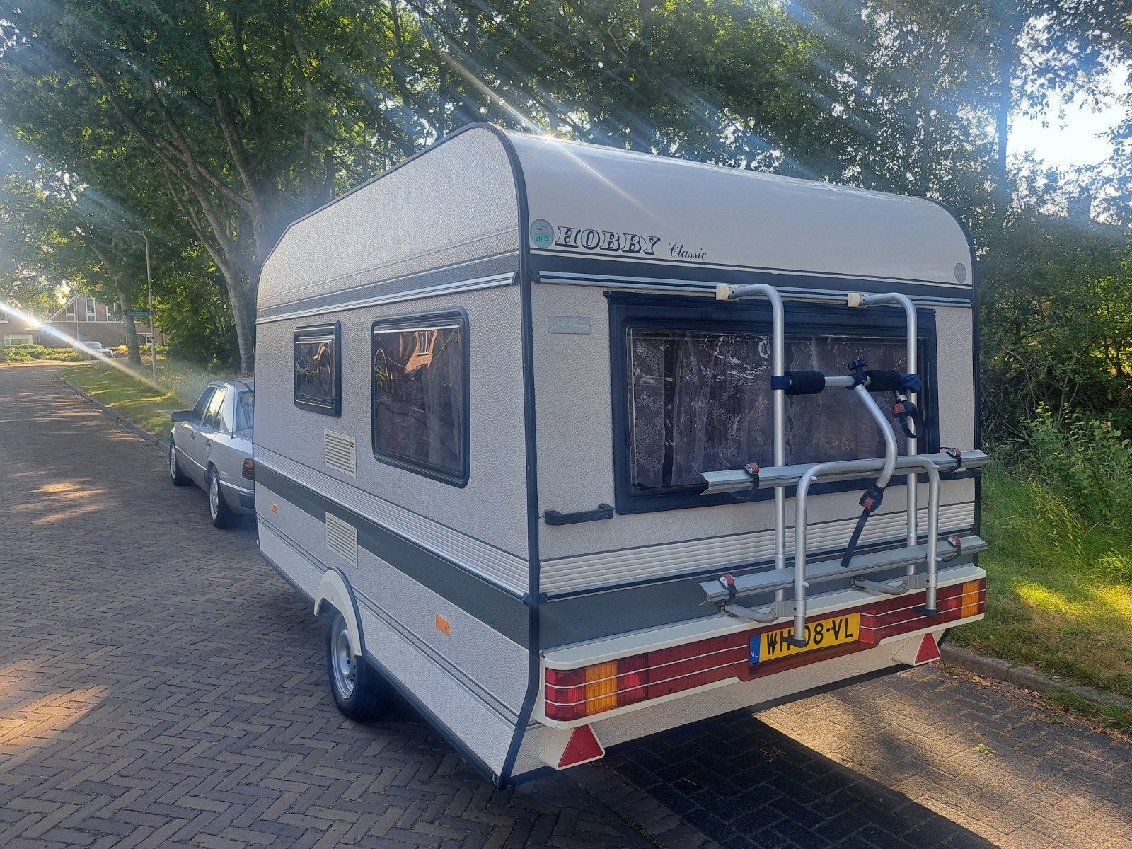 hobby 370 Classic, zeer mooie staat! met WC en voortent, Hobby, Omvormbare zithoek, Bedrijf, Treinzit