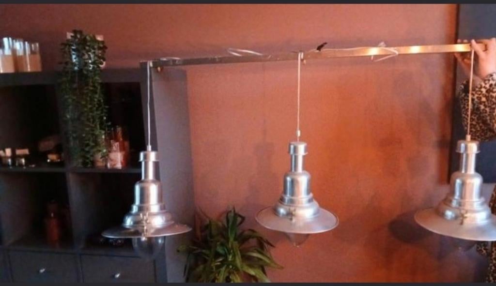 Gratis hanglamp met Ikea Ottova kapjes, Huis en Inrichting, Lampen | Hanglampen, Ophalen, Gebruikt, Minder dan 50 cm