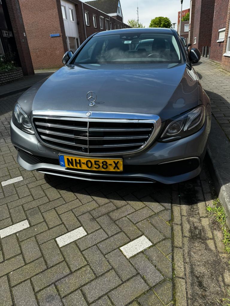 Mercedes-Benz E-Klasse E220 d 194pk 9G-TRONIC 2017 Grijs, Auto's, Mercedes-Benz, Particulier, E-Klasse, Diesel, B, Sedan, Automaat