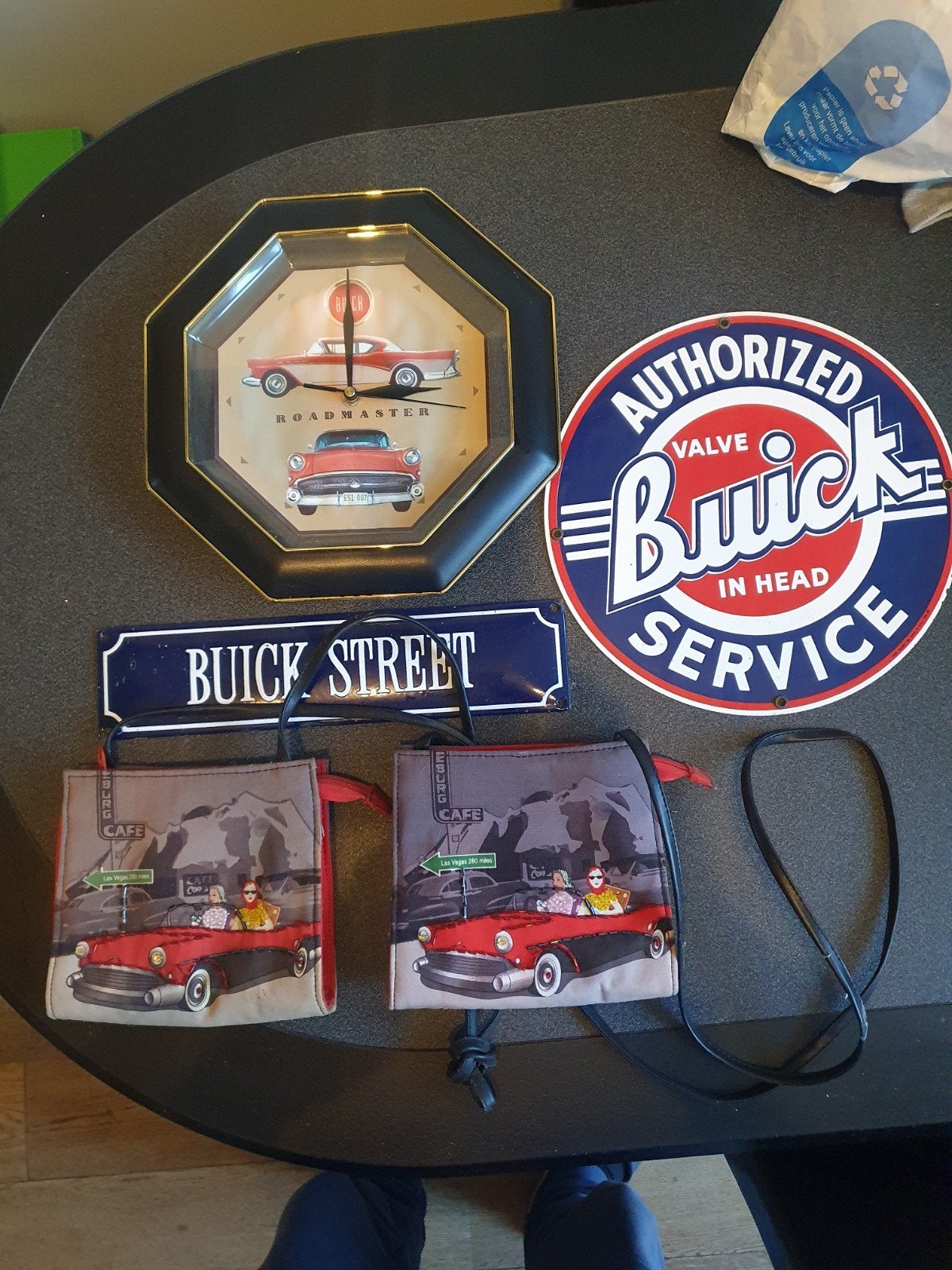 Buick 1957 verzameling: klokken, asbak, borden, tasjes, Ophalen of Verzenden
