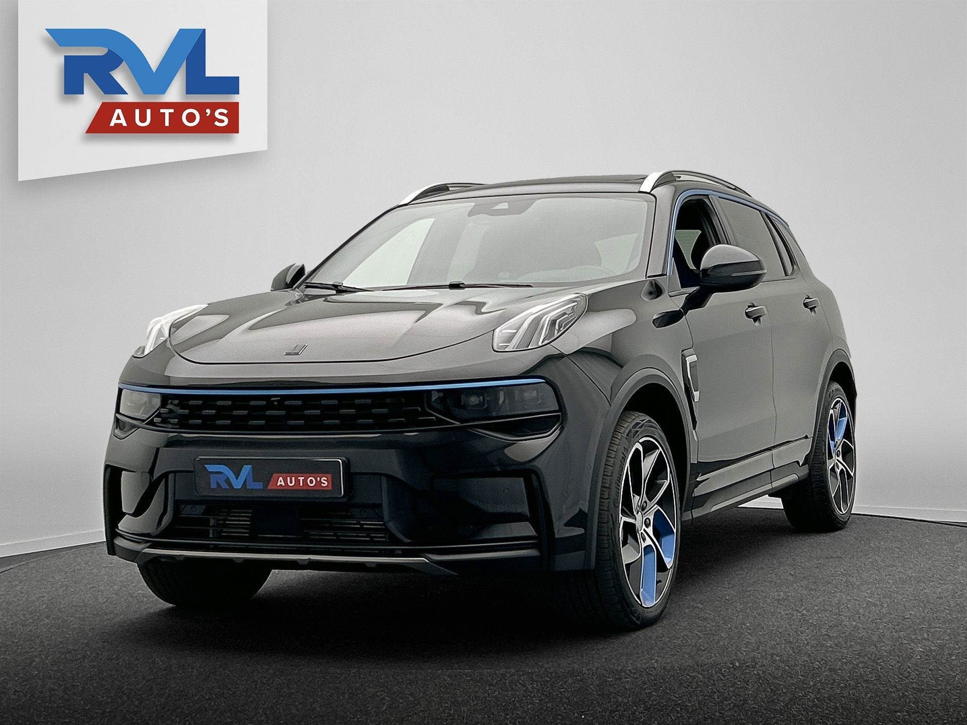 Lynk & Co 01 1.5 261PK Plug-in Hybrid *Zwarte Hemel* 360 C, Auto's, Dealer onderhouden, Stof, Euro 6, Zwart
