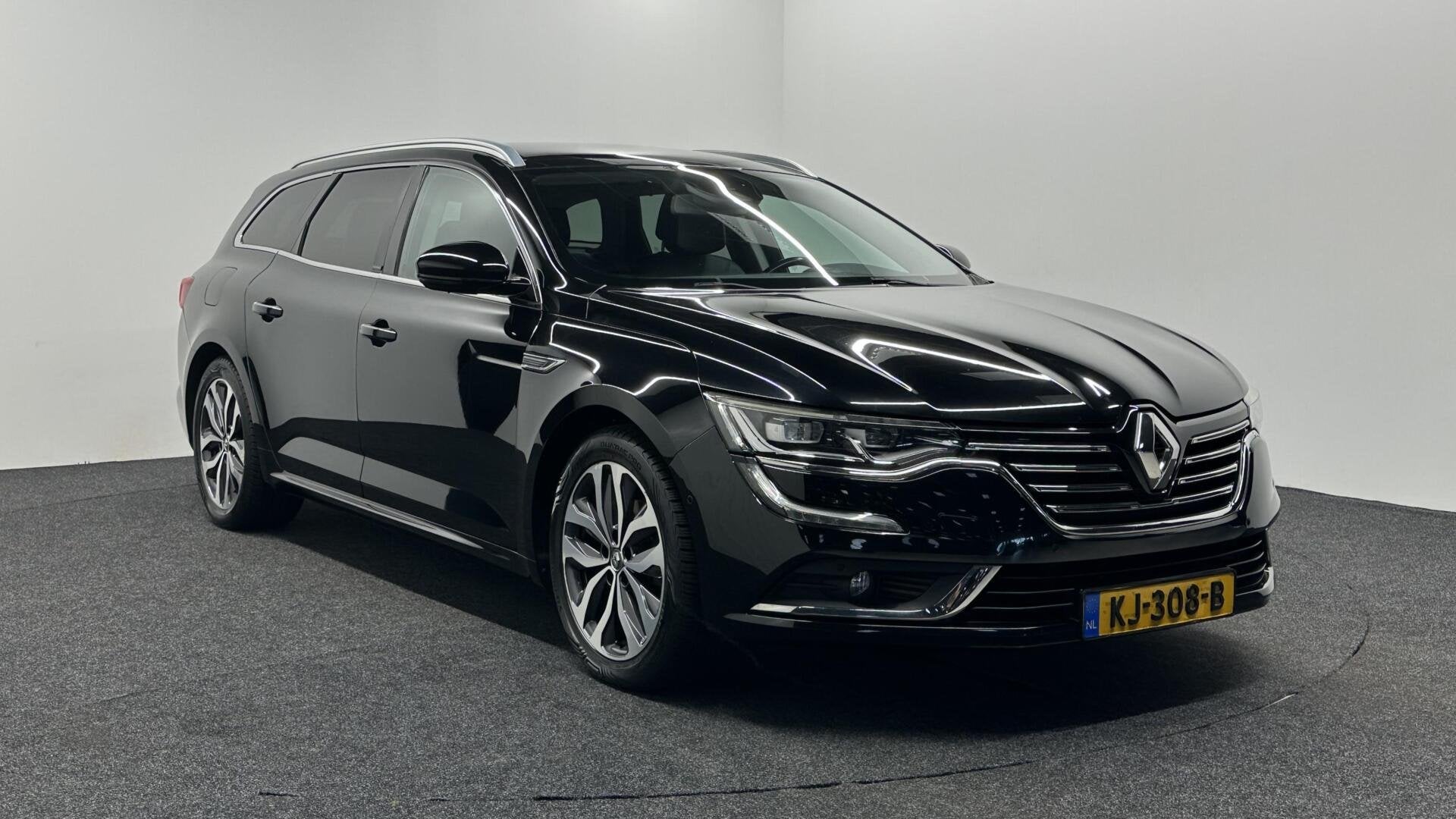 Renault Talisman Estate 1.6 TCe Intens TREKHAAK BOSE 4 CONTR, Gebruikt, 4 cilinders, Leder en Stof, Zwart