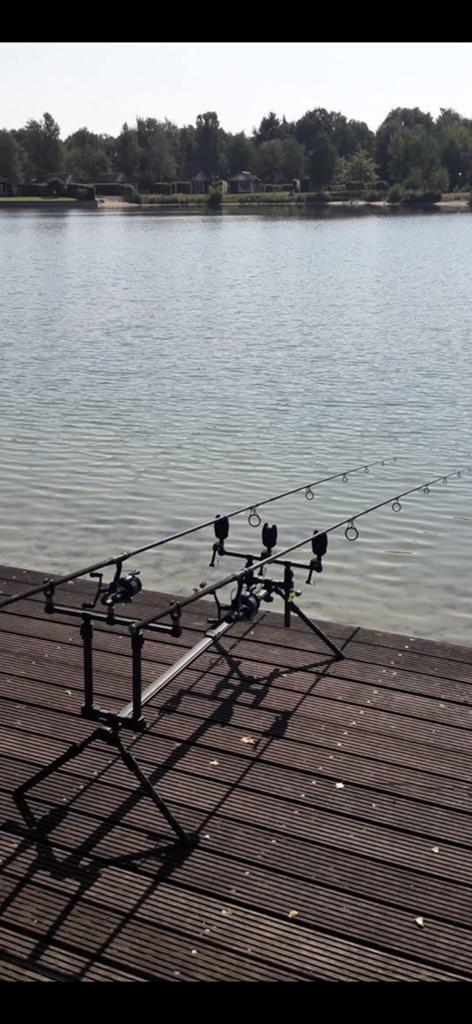 Goed uit ziende karper set, Watersport en Boten, Ophalen, Complete set
