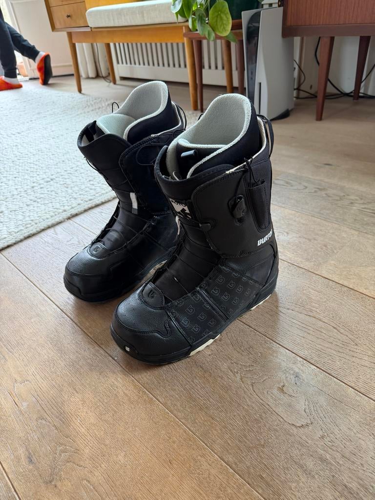 Burton Moto Snowboardschoenen Maat 44, Sport en Fitness, Snowboarden, Ophalen, Gebruikt, Snowboots