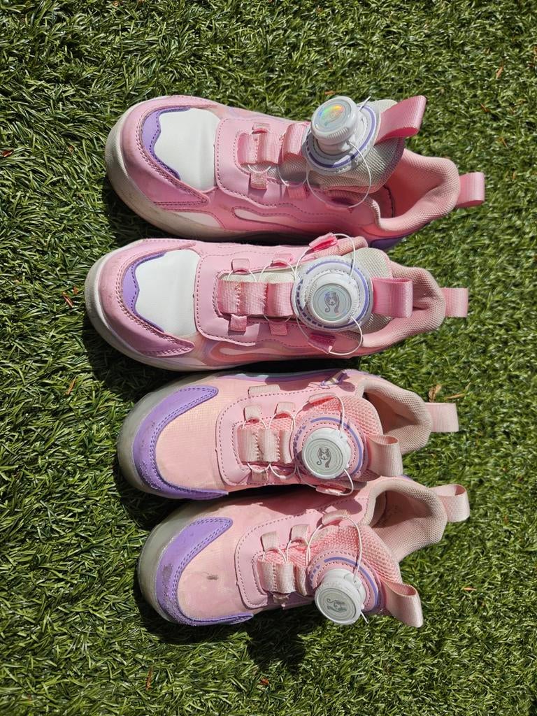 Wheelies/roze rolschoenen voor kinderen -  maat 30, Ophalen of Verzenden, Verstelbaar, Gebruikt, Kinderen