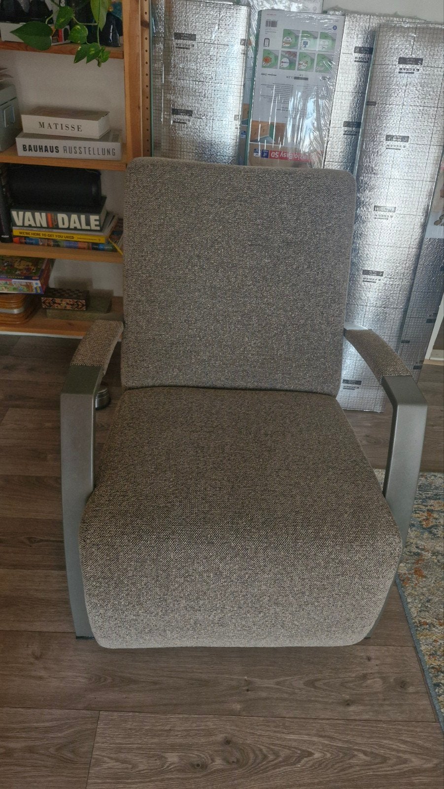 Heerlijk grijs gemêleerd fauteuiltje, zo goed als nieuw, Huis en Inrichting, Fauteuils, Ophalen, Minder dan 75 cm, Zo goed als nieuw