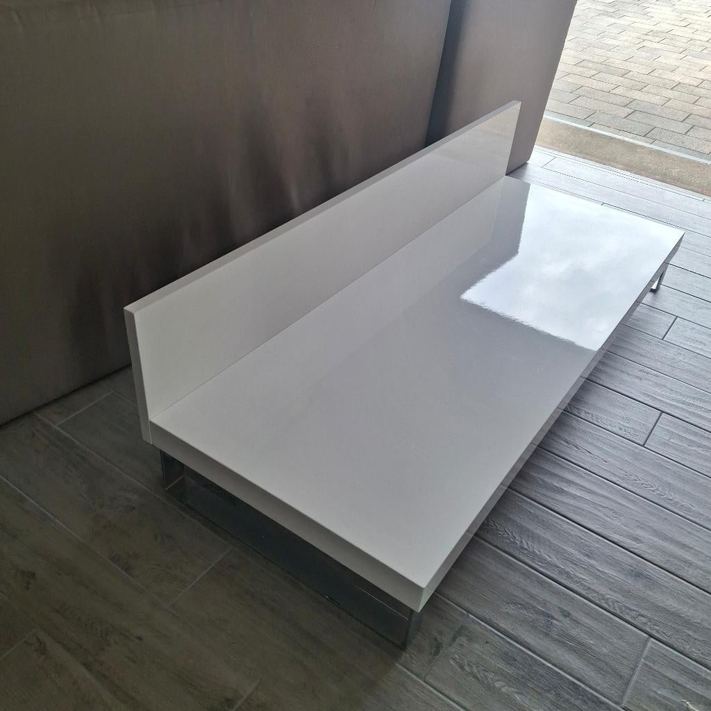 Hoogglans wit tv meubel met opstand, Ophalen, Strak, Gebruikt, 150 tot 200 cm