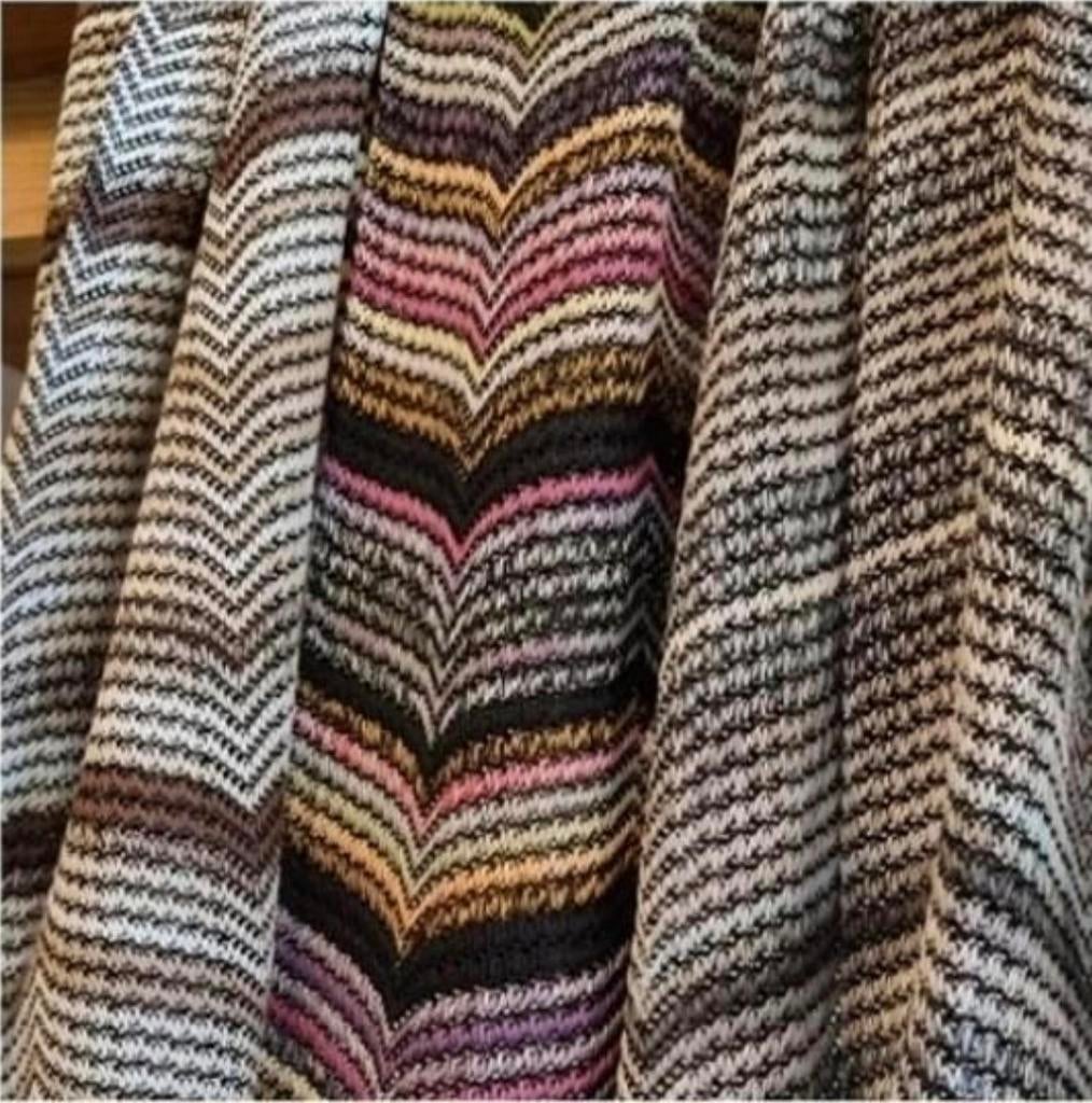 Missoni, inbetween, naar Italiaans design. Gordijn stof, Huis en Inrichting, Ophalen of Verzenden, Nieuw, 200 cm of meer, 200 cm of meer