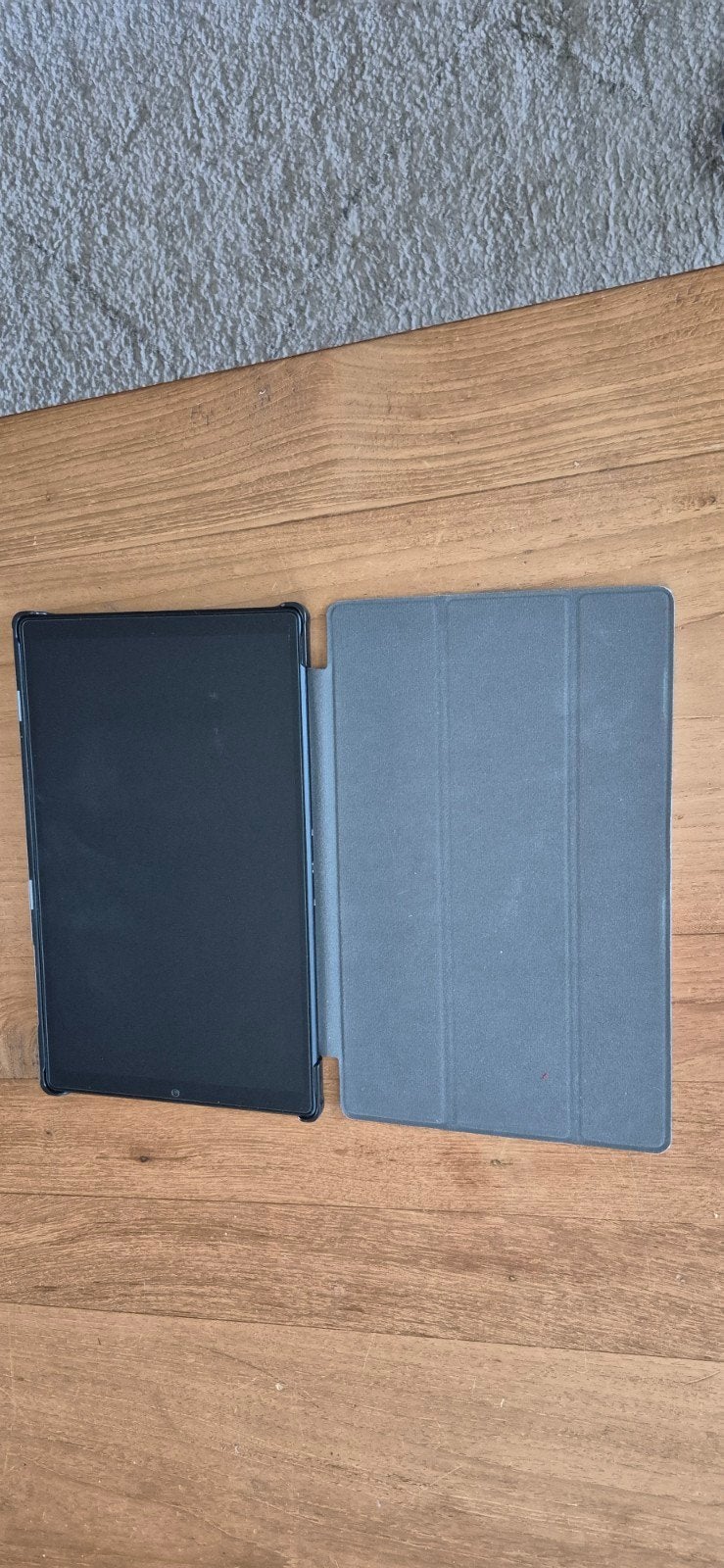 Lenovo Tab M10 HD (2e Gen) Tablet met Smart Charging Station, Computers en Software, 32 GB, Tab M10 HD (2e Gen) TB-X306F, Zo goed als nieuw