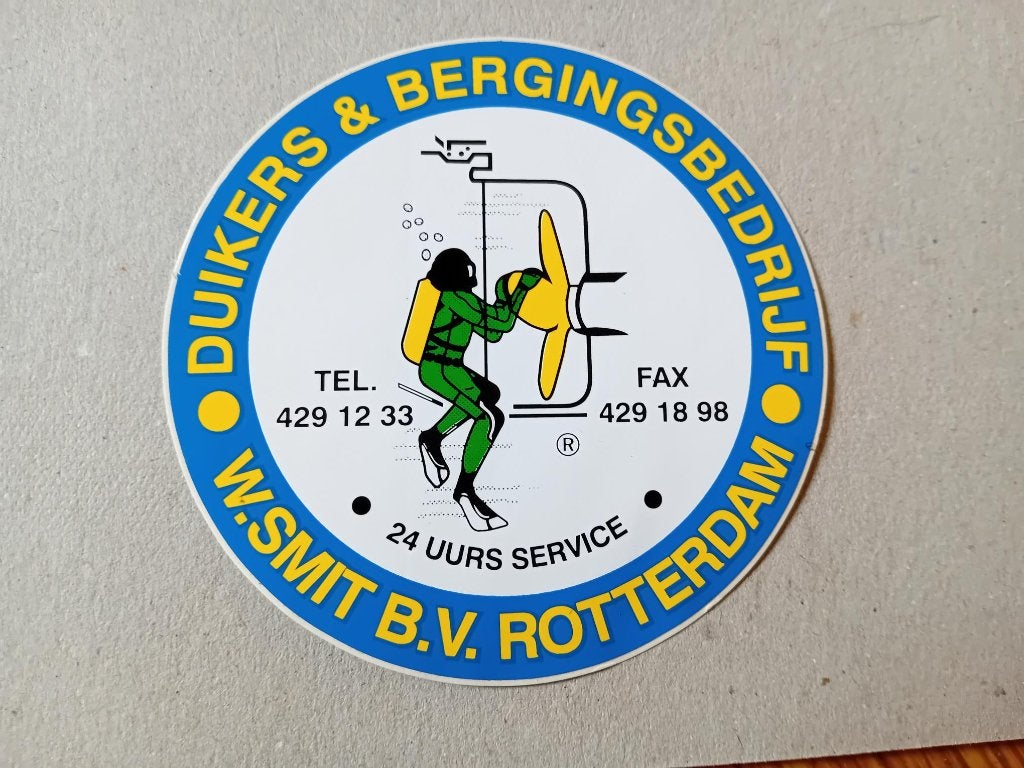 W.Smit Rotterdam sticker duikers&bergingsbedrijf 9cm, Verzamelen, Ophalen of Verzenden, Zo goed als nieuw, Bedrijf of Vereniging