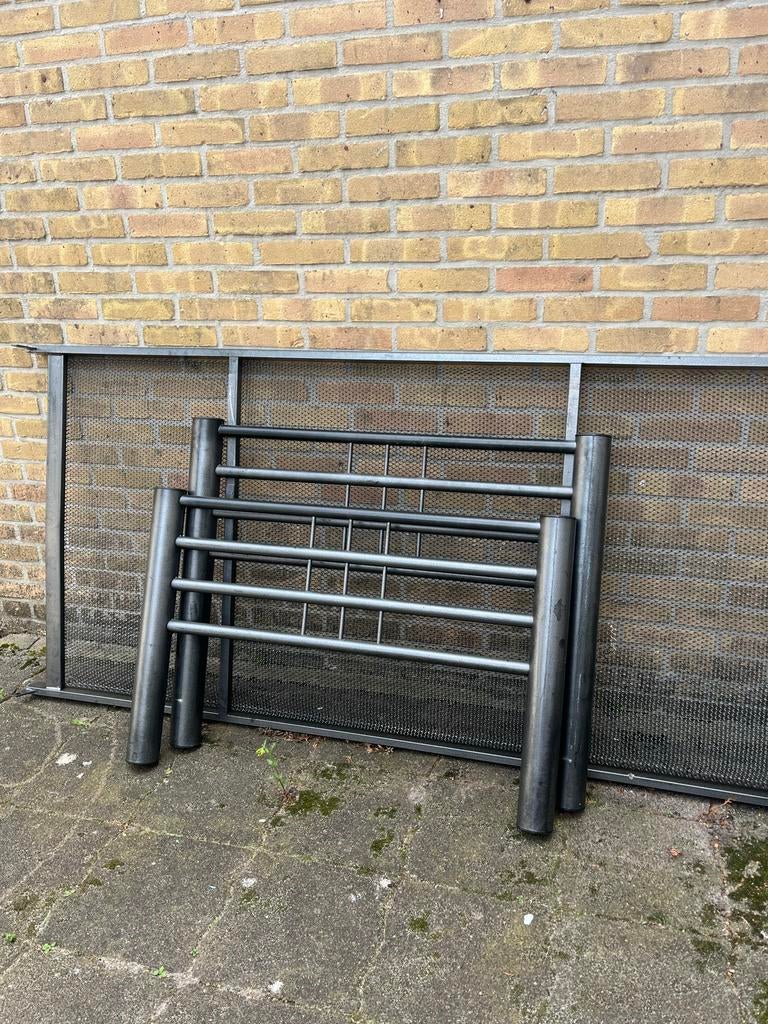 Metalen eenpersoonsbed 90x200 cm, Ophalen, Gebruikt, 90 cm, Eenpersoons