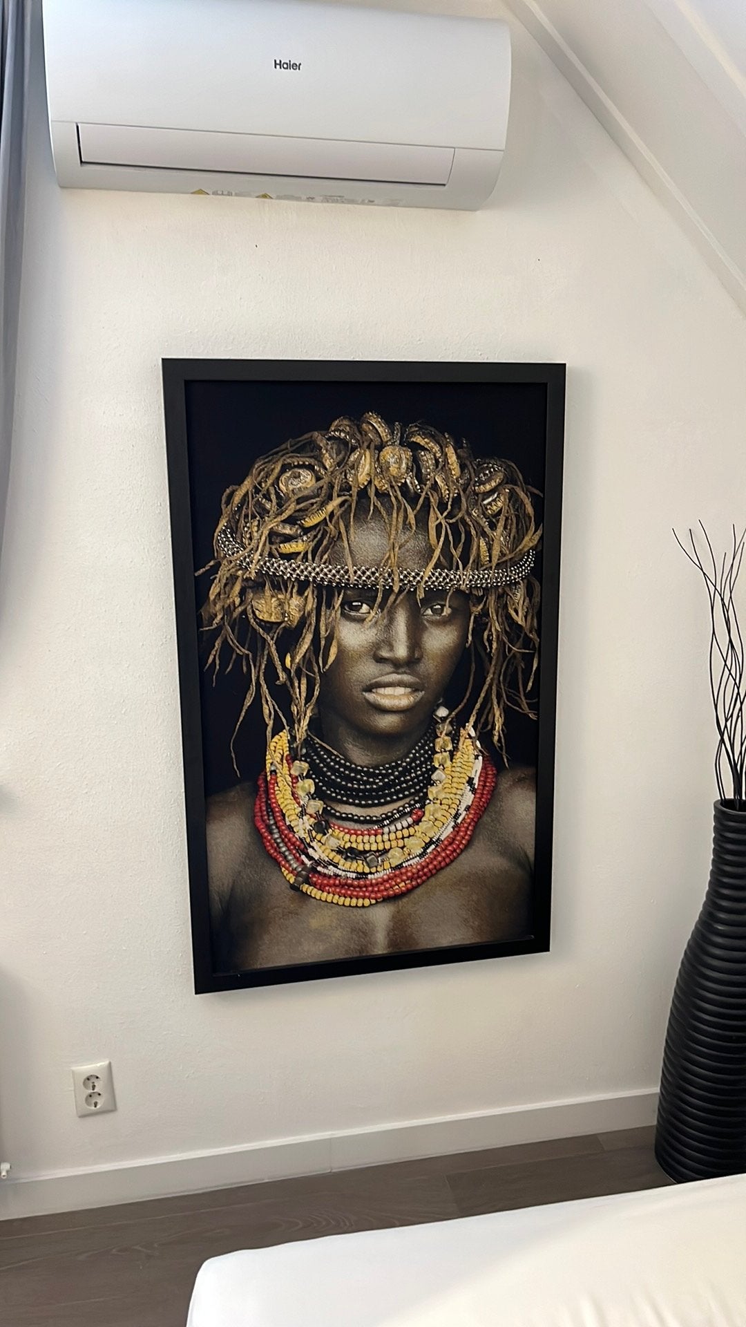 Prachtig Portret van Afrikaanse Vrouw met Sieraden, Ophalen, Ingelijst, Print, Portret