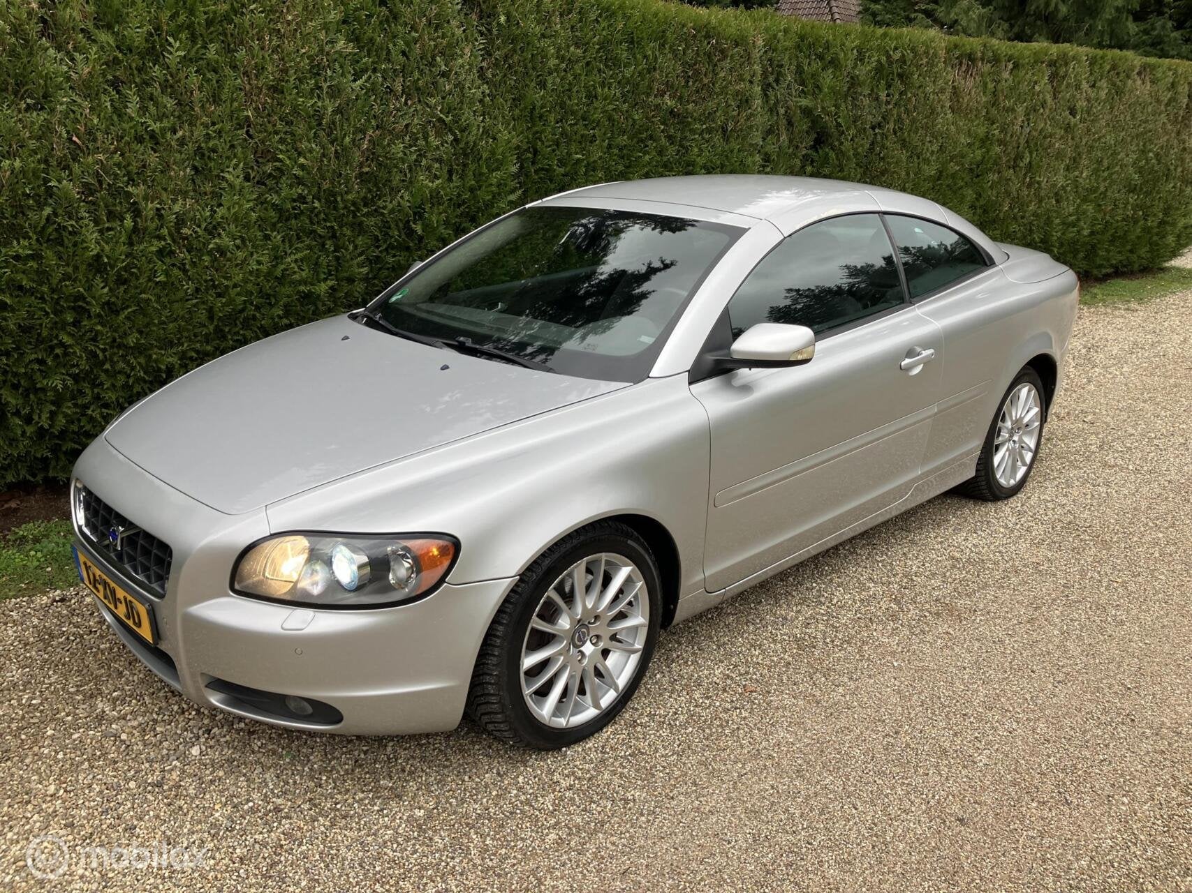 Volvo C70 Convertible 2.4 D5 Momentum, Auto's, Volvo, C70, Gebruikt, Cabriolet, 14 km/l