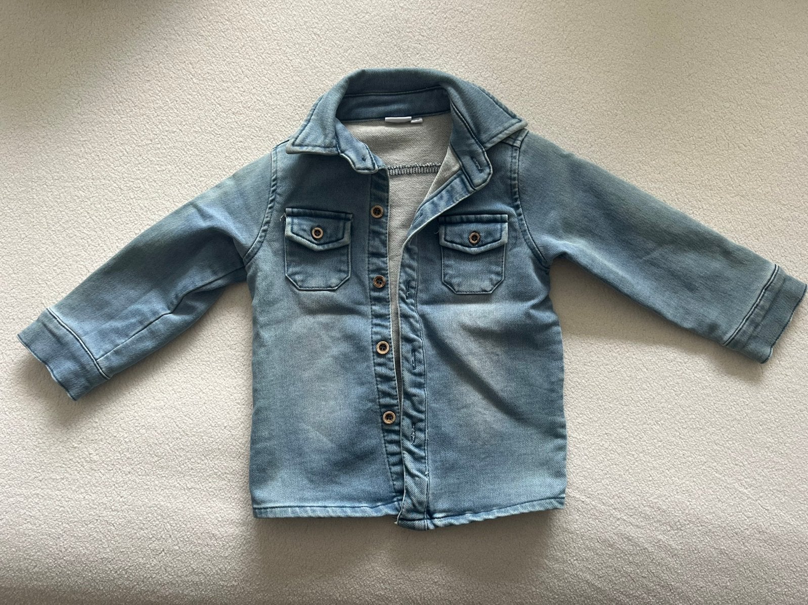 Stoer spijkerjasje / vestje Prenatal 86, Kinderen en Baby's, Ophalen of Verzenden, Nieuw, Jongetje of Meisje, Truitje of Vestje