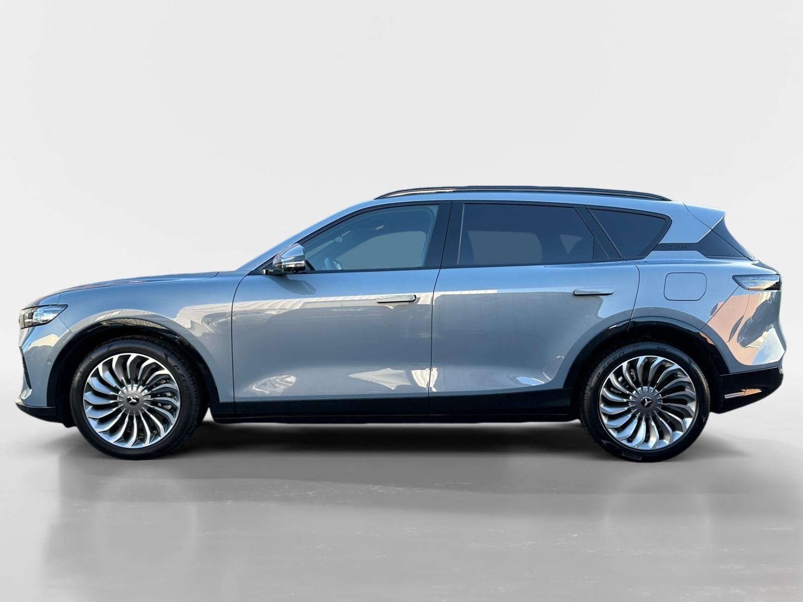 Voyah Free Flagship Edition 4WD 106 kWh |Full Option|500 km, Auto's, Voyah, Automaat, 12 maanden, Zwart, Blauw