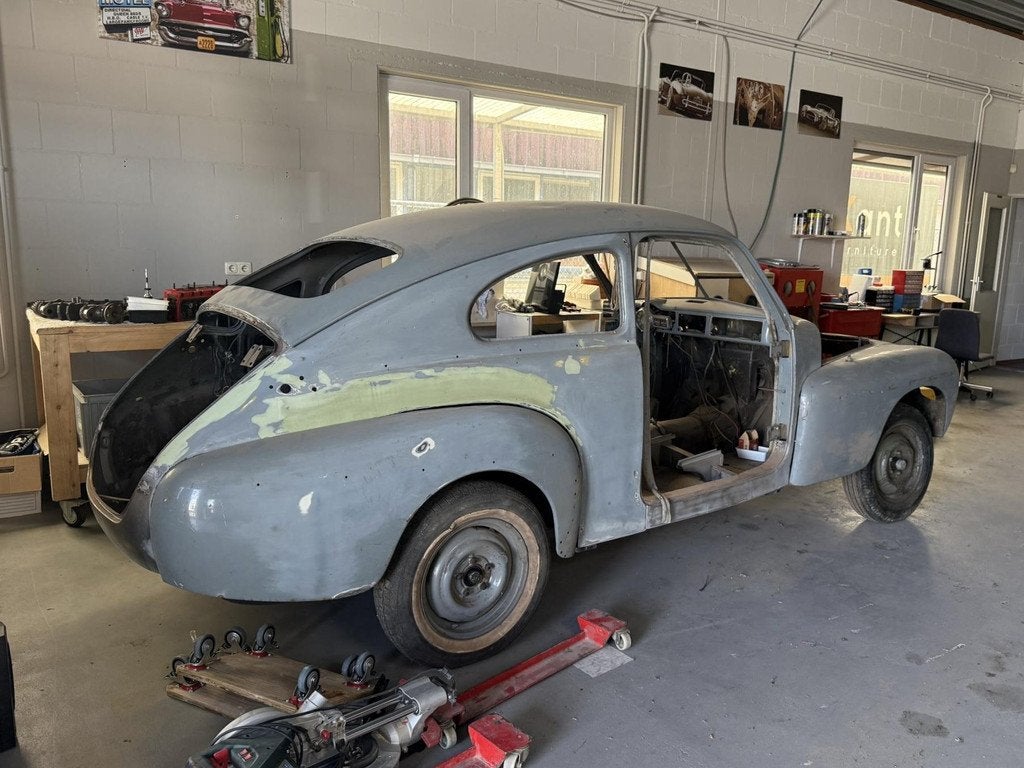 Volvo Pv 444 uit 1954 – Restauratieproject, Auto's, Volvo, Stof, Gebruikt, Overige modellen, Wit