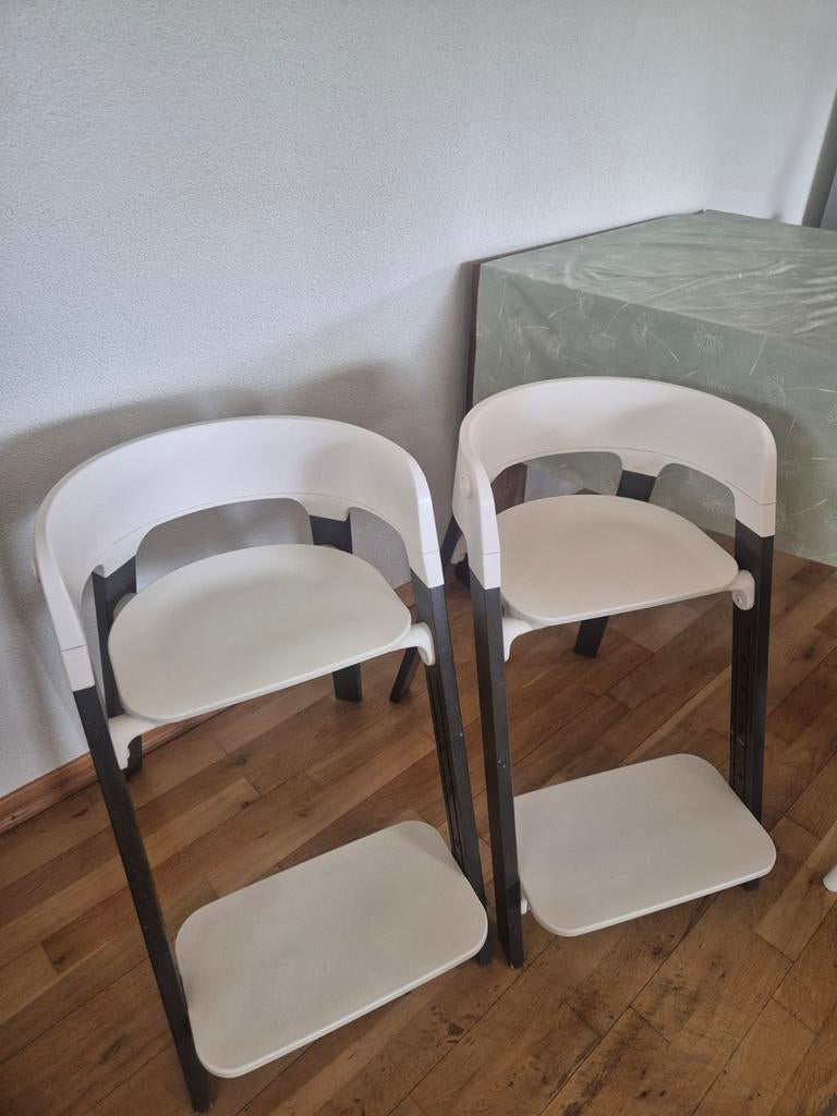 3 Stokke Steps meegroeistoelen, wit met grijs onderstel, Ophalen, Gebruikt, Meegroeistoel, Gordel(s)