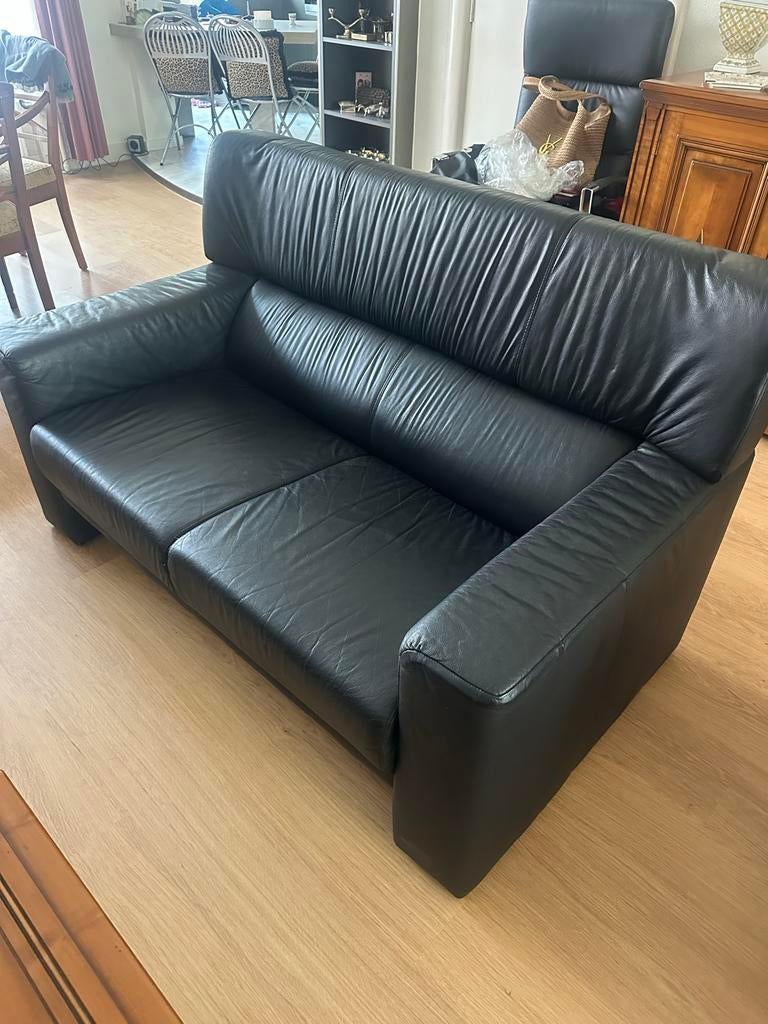 Comfortabele Zwarte Leren Tweezitsbank, Ophalen, 150 tot 200 cm, Tweepersoons, Zo goed als nieuw
