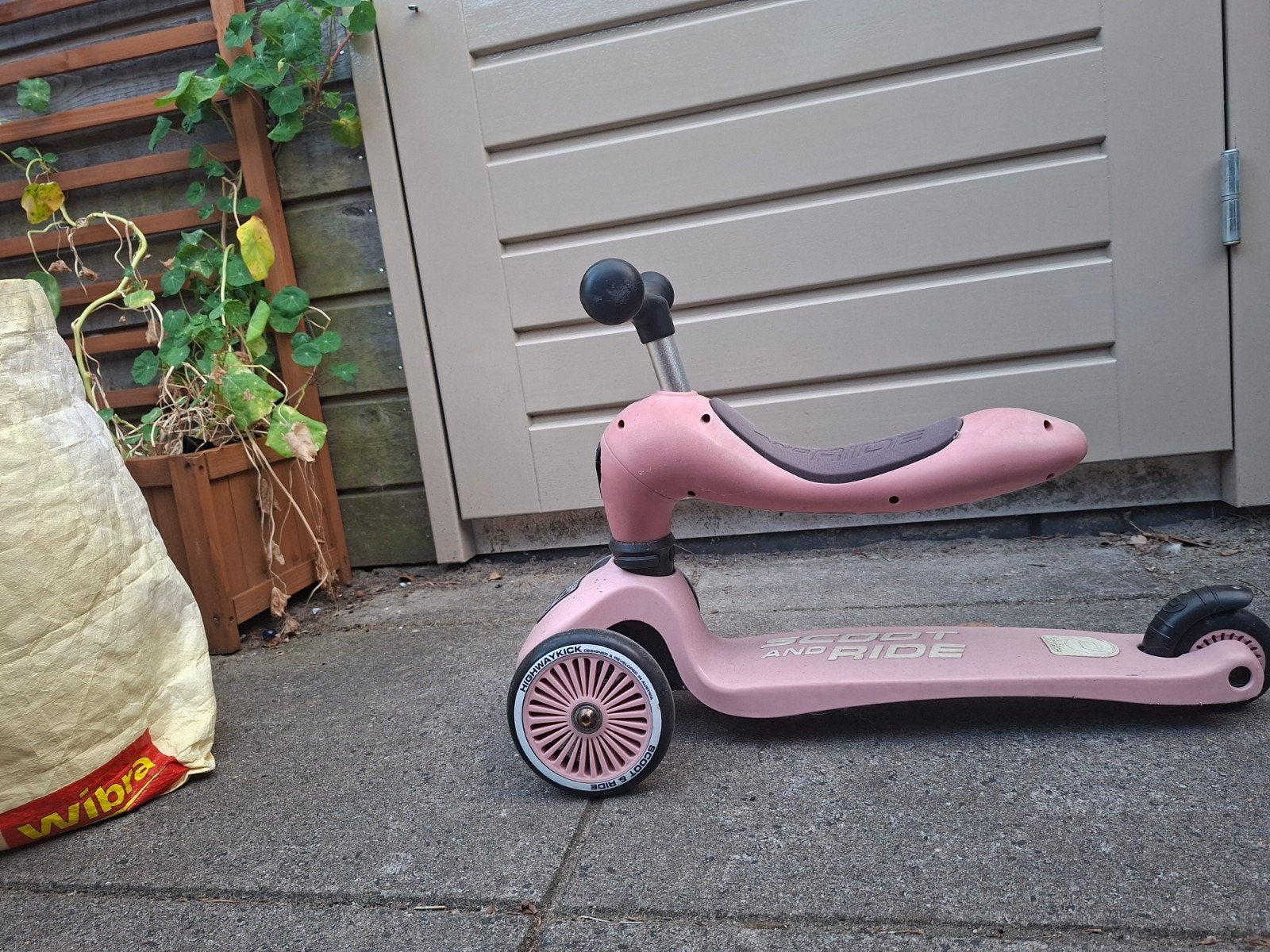 Scoot and Ride Highwaykick 1 - Roze step/loopfiets, Ophalen, Gebruikt, Gewone step, Scoot and Ride