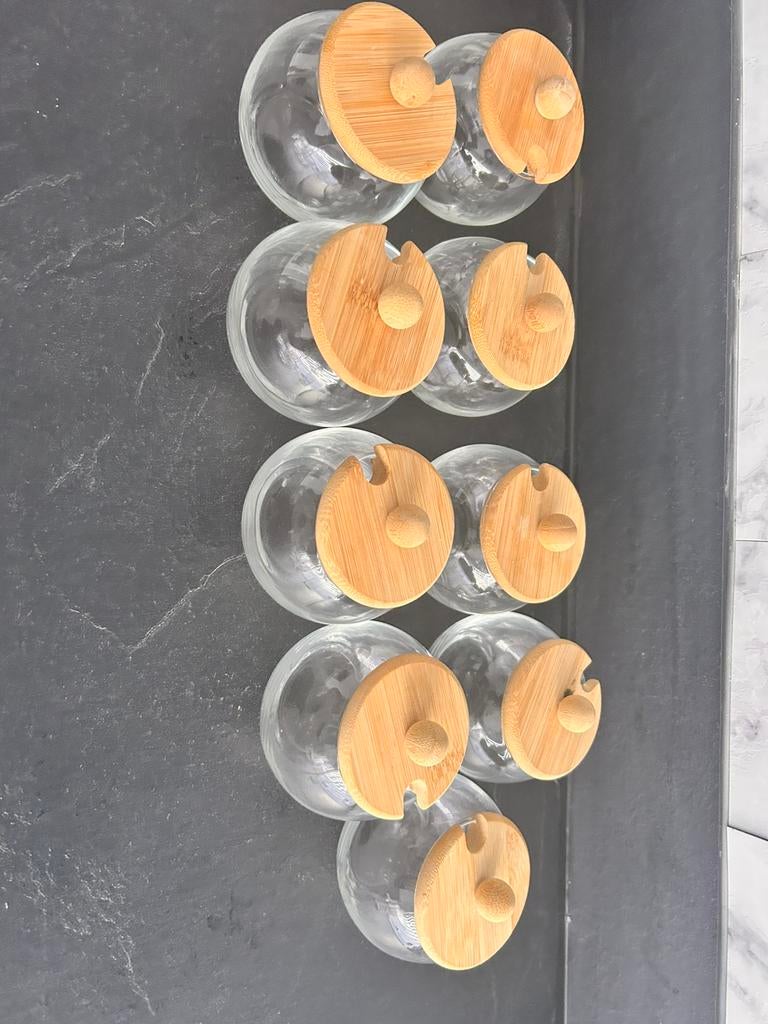 8 glazen poties met deksels voor kruiden of toetjes etc, Sieraden, Tassen en Uiterlijk, Oorbellen, Ophalen of Verzenden, Zo goed als nieuw