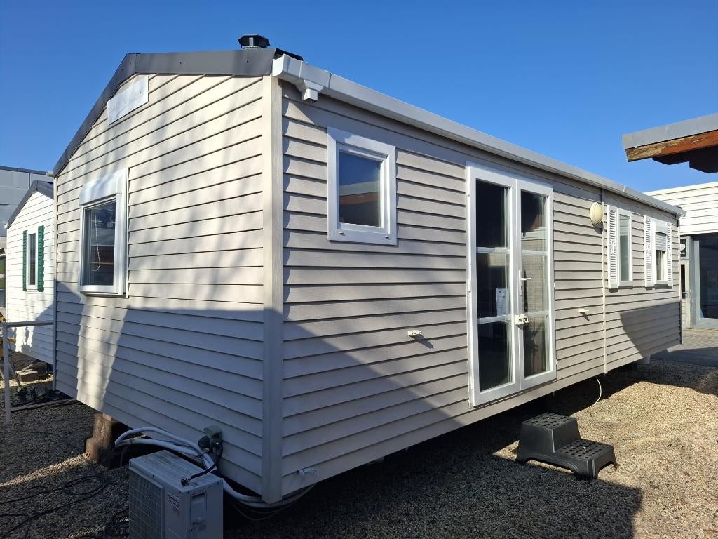 CHALET MET 1 SLAAPKAMER TE KOOP, Caravans en Kamperen, Stacaravans, tot en met 2, Verzenden